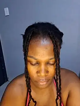 Snapshot of Sexycandyxxx chatting on March 3, 6:48 am Sexycandyxxx online show from March 3, 6:48 am