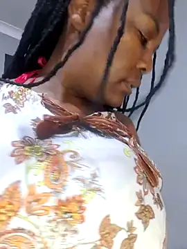 Snapshot of Sexycandyxxx chatting on March 5, 6:01 am Sexycandyxxx online show from March 5, 6:01 am