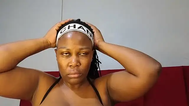 Snapshot of Sexycandyxxx chatting on March 7, 5:18 am Sexycandyxxx online show from March 7, 5:18 am