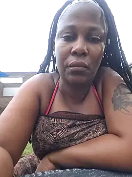 Snapshot of Sexycandyxxx chatting on March 16, 4:01 pm Sexycandyxxx online show from March 16, 4:01 pm