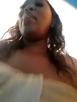 SWEETDOLLY29XX online show from January 18, 8:52 am