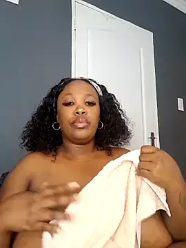 SWEETDOLLY29XX online show from April 29, 8:18 am