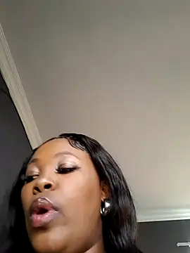 SWEETDOLLY29XX online show from July 10, 10:29 am