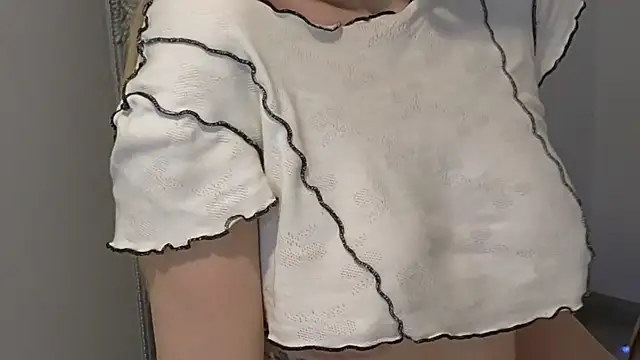 JuliaJuliette online show from February 14, 11:53 pm