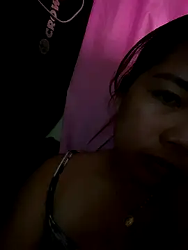 BURBERRY69 online show from November 23, 6:57 am