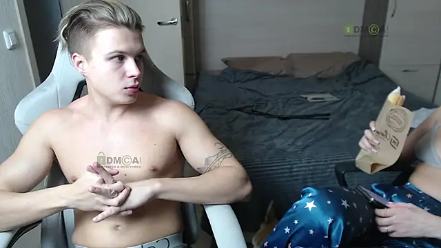 Snapshot of Sunny-Girl1 chatting on February 10, 3:32 pm Sunny-Girl1 online show from February 10, 3:32 pm