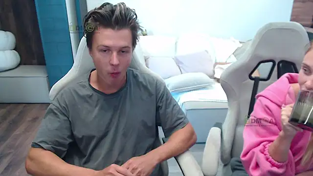 Snapshot of Sunny-Girl1 chatting on October 1, 7:58 am Sunny-Girl1 online show from October 1, 7:58 am