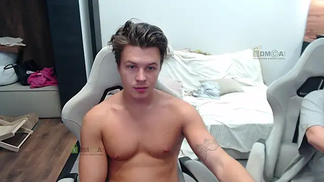 Snapshot of Sunny-Girl1 chatting on October 11, 5:39 am Sunny-Girl1 online show from October 11, 5:39 am