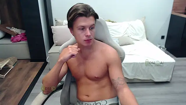 Snapshot of Sunny-Girl1 chatting on October 11, 5:44 pm Sunny-Girl1 online show from October 11, 5:44 pm