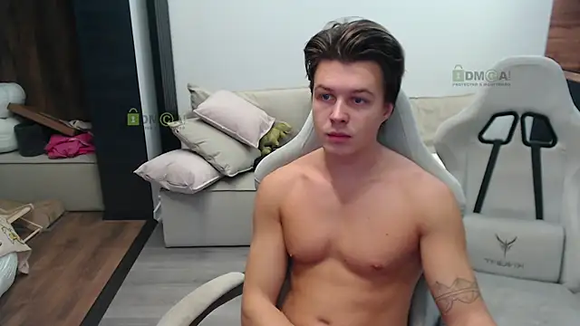 Snapshot of Sunny-Girl1 chatting on October 24, 6:32 am Sunny-Girl1 online show from October 24, 6:32 am