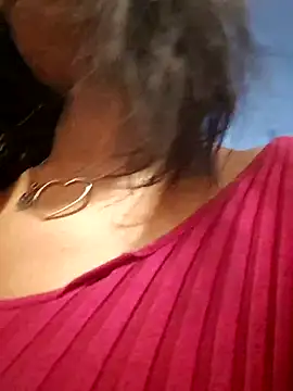 misscectito13 online show from April 21, 2:56 pm