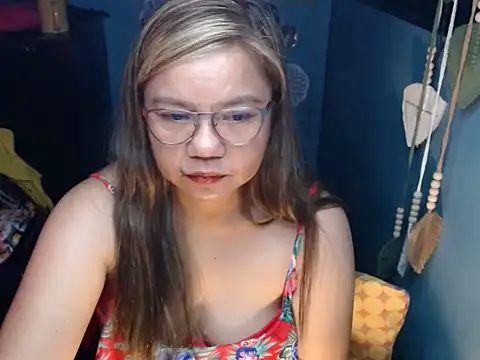 ambersmile online show from November 24, 8:52 pm