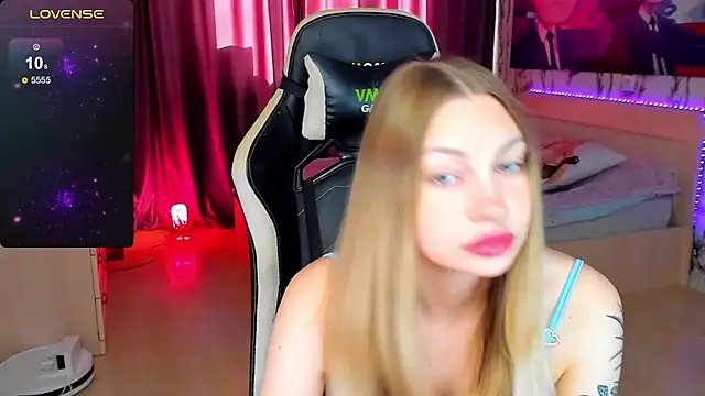 BiMolly online show from September 11, 5:18 am