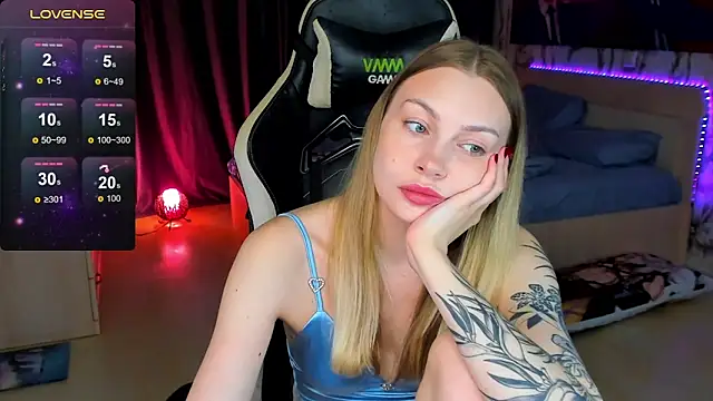 BiMolly online show from September 25, 7:50 pm