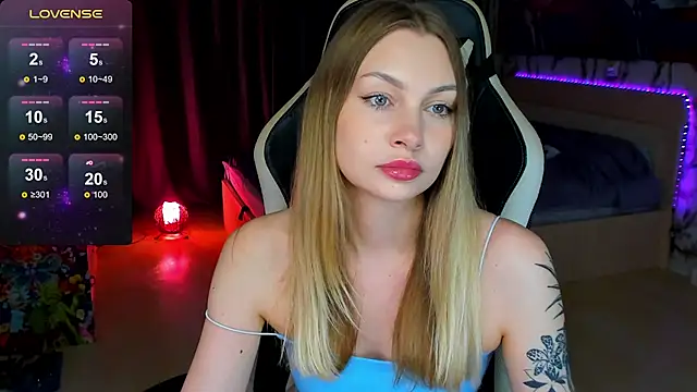 BiMolly online show from October 21, 6:52 pm