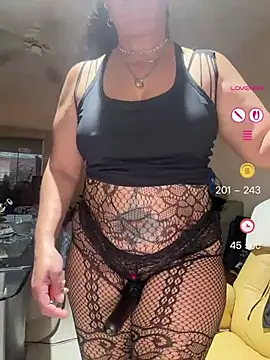 PichyPrettyPussy online show from June 1, 2:41 pm