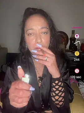 Snapshot of PichyPrettyPussy chatting on July 18, 6:39 am PichyPrettyPussy online show from July 18, 6:39 am