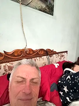  lady red  online show from March 2, 4:42 pm