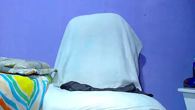 laurensbigcockblack online show from March 15, 12:25 am