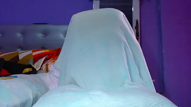 laurensbigcockblack online show from October 9, 5:11 pm