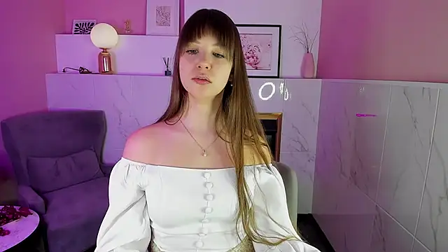 Snapshot of ElizaMild chatting on February 18, 4:26 pm ElizaMild online show from February 18, 4:26 pm