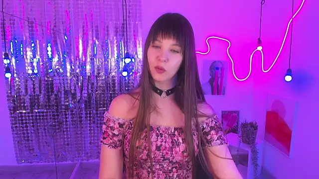 Snapshot of ElizaMild chatting on March 22, 4:15 pm ElizaMild online show from March 22, 4:15 pm