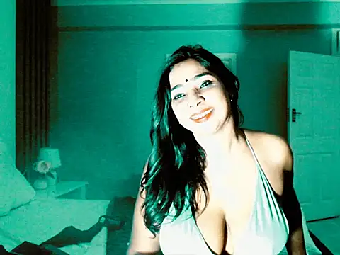 apishkagalmon online show from April 19, 6:10 pm