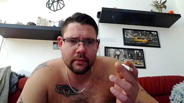 sexykevin17cm online show from February 7, 11:19 pm