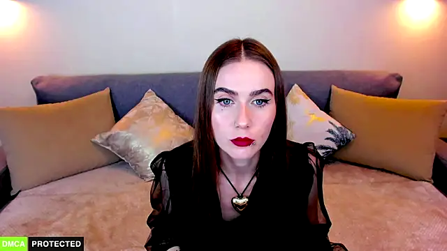 Snapshot of TheWoman__ chatting on December 17, 7:15 pm TheWoman   online show from December 17, 7:15 pm