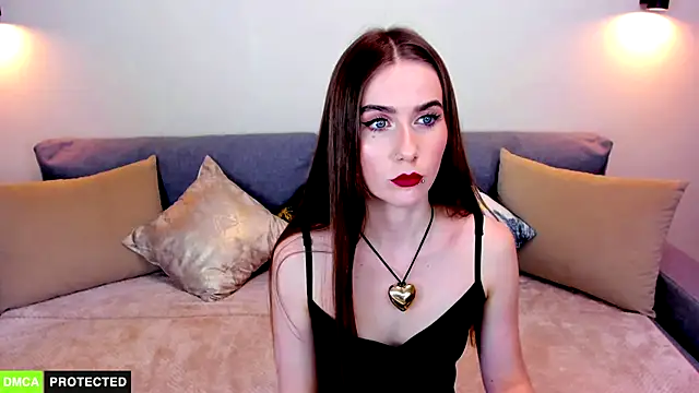 Snapshot of TheWoman__ chatting on February 18, 6:47 pm TheWoman   online show from February 18, 6:47 pm