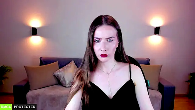 TheWoman   online show from March 4, 6:58 pm