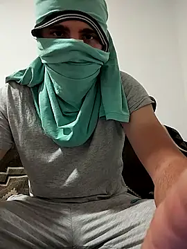 MrNoBoDy000 online show from October 4, 5:49 am