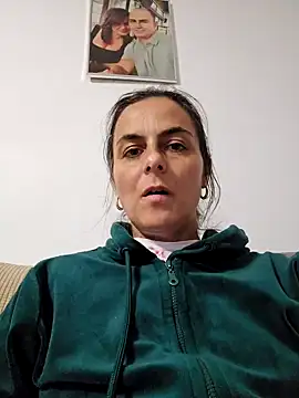 IsabelleCraft online show from March 17, 4:22 pm