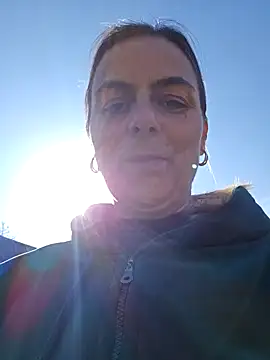 IsabelleCraft online show from March 22, 7:47 am