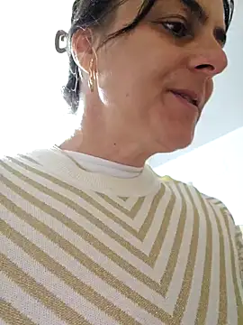 IsabelleCraft online show from October 24, 12:01 pm