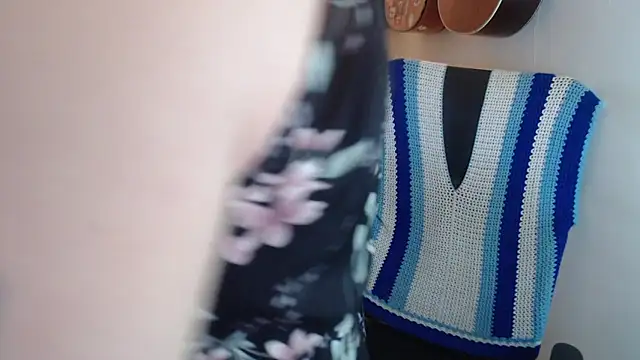 Smoke trip Alicia online show from November 14, 4:11 am