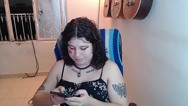 Smoke trip Alicia online show from November 20, 4:12 am