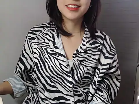 Snapshot of Bigg_Pussyy_Catt chatting on December 20, 7:01 am Bigg Pussyy Catt online show from December 20, 7:01 am