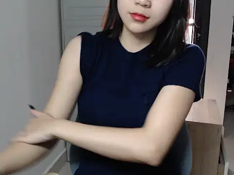 Snapshot of Bigg_Pussyy_Catt chatting on December 23, 4:33 am Bigg Pussyy Catt online show from December 23, 4:33 am