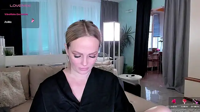 Libby Nora online show from December 3, 11:22 am