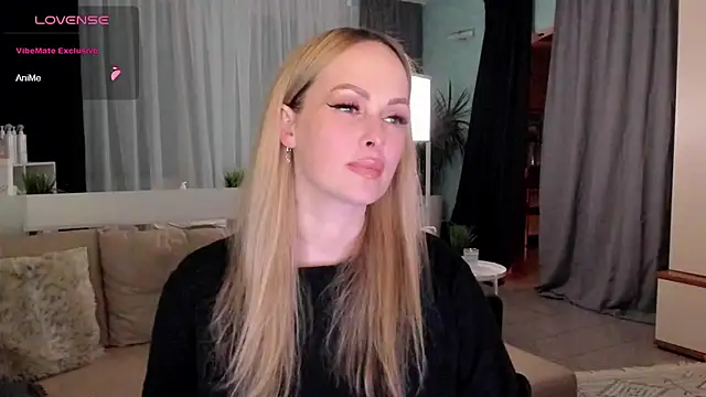 Libby Nora online show from December 6, 1:44 pm