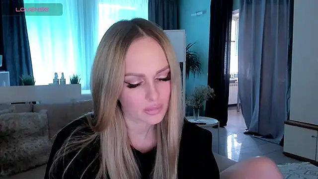 Libby Nora online show from February 26, 1:52 pm