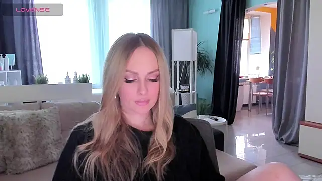 Libby Nora online show from March 12, 9:02 am