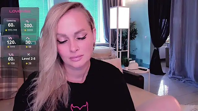 Libby Nora online show from September 8, 2:27 pm