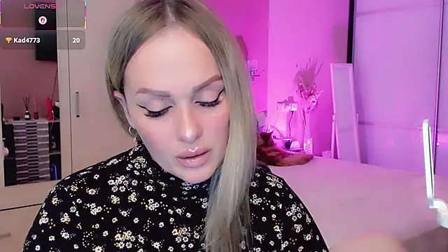 Libby Nora online show from April 23, 8:57 am