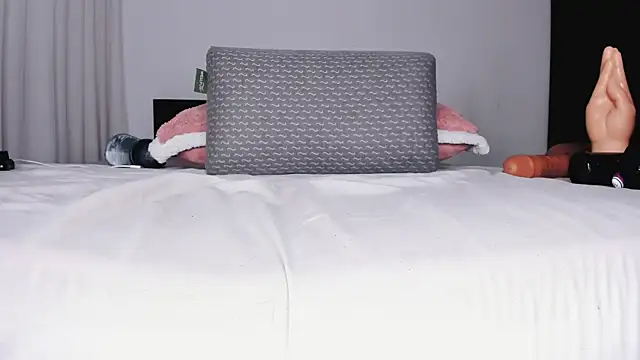 Snapshot of Vivixoxo chatting on December 18, 12:51 pm Vivixoxo online show from December 18, 12:51 pm