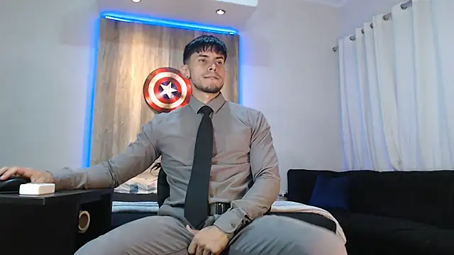 Andrew 4  online show from February 18, 2:27 am