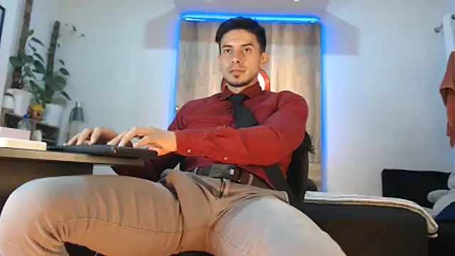 Andrew 4  online show from March 21, 12:59 am