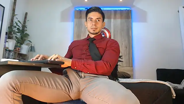 Andrew 4  online show from April 23, 6:25 am