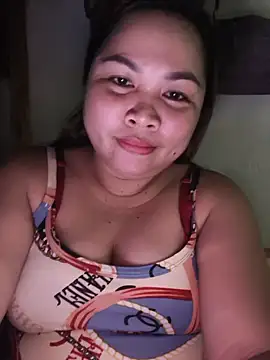Snapshot of XXLorie_02 chatting on July 17, 1:07 pm XXLorie 02 online show from July 17, 1:07 pm